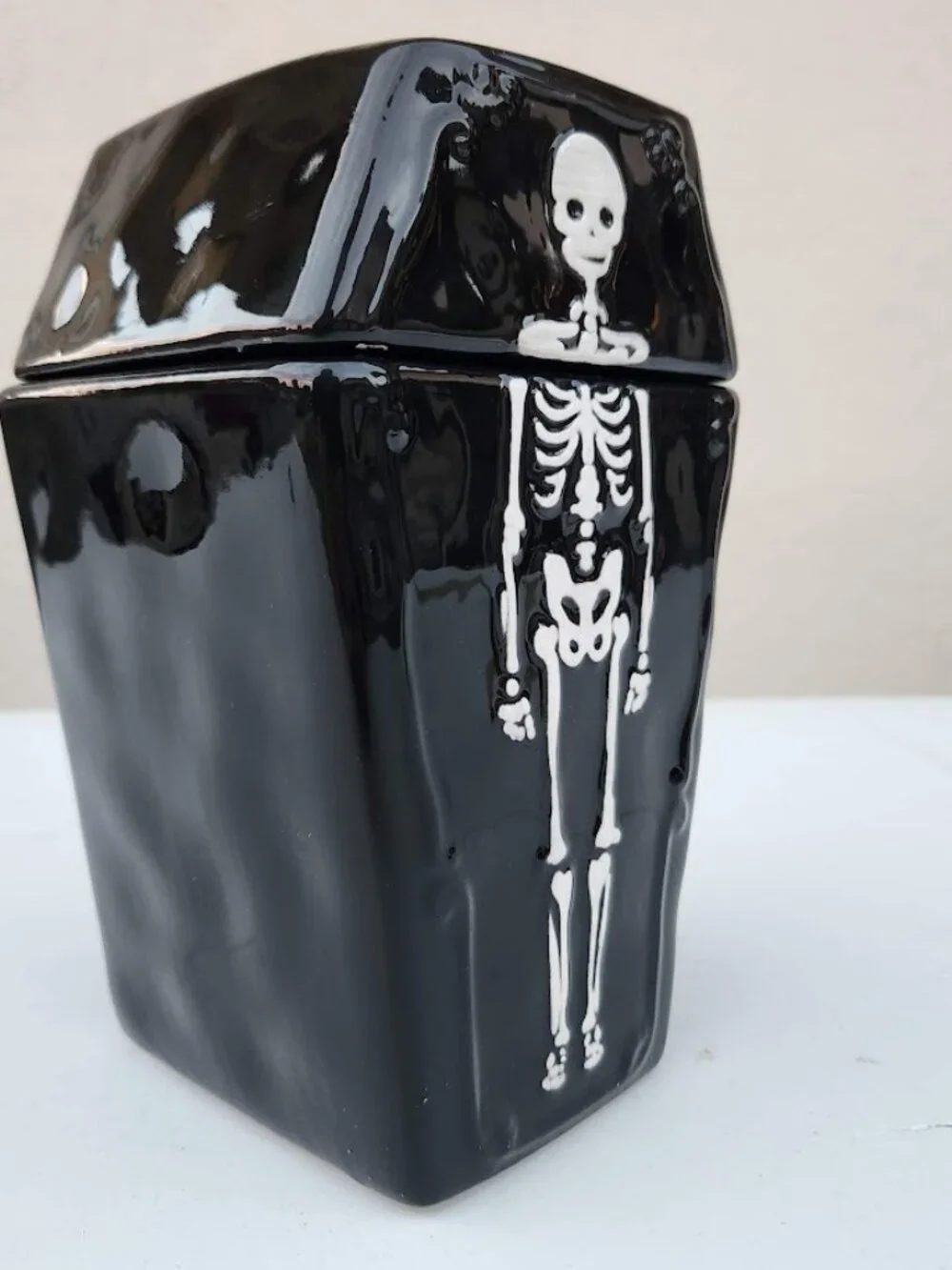 NEW Ceramic Coffin Jar Bathroom Decor Black Goth Skeleton Party Decorations Goth